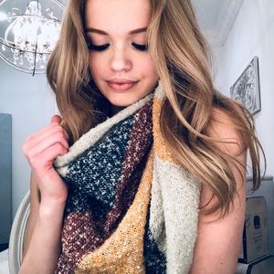 Blanket scarf